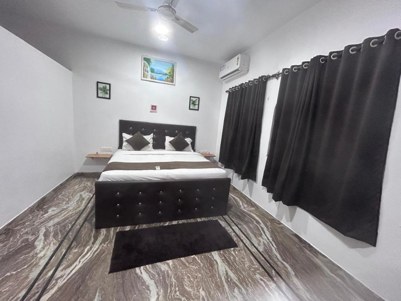 Hotel Baga Place Bilik gambar
